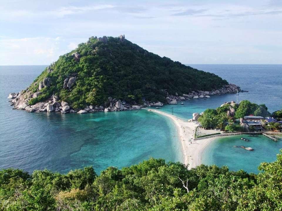 沿着总书记足迹 汲取文化自信的力量